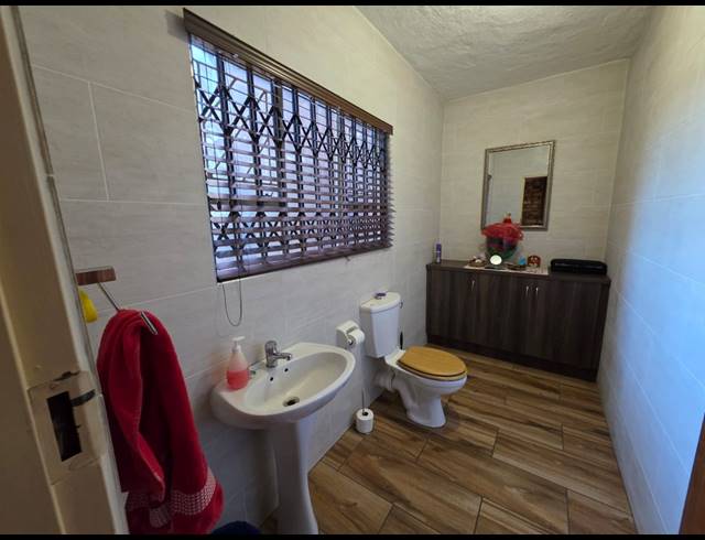4 BEDROOM HOUSE FOR SALE IN BEDWORTH PARK